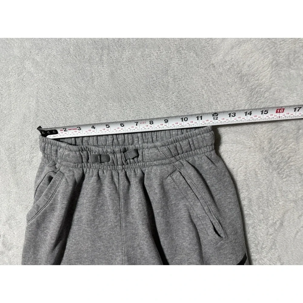 Nike Sportswear Club Fleece Boys Jogger Pants Youth Large Gray Tapered CJ7863
